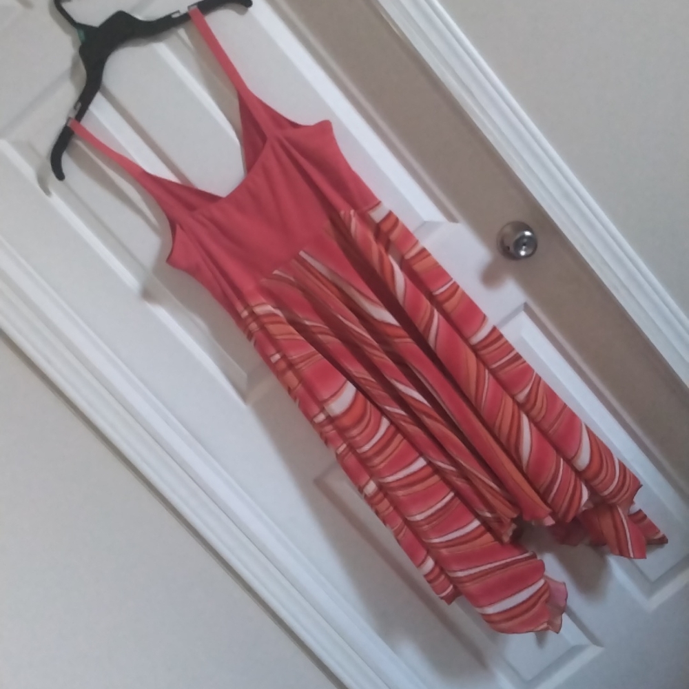 Dress - Picture 2 of 4